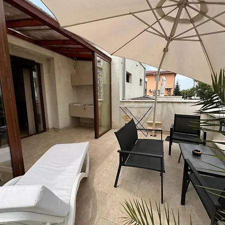 Гостьовий будинок Almare 3*